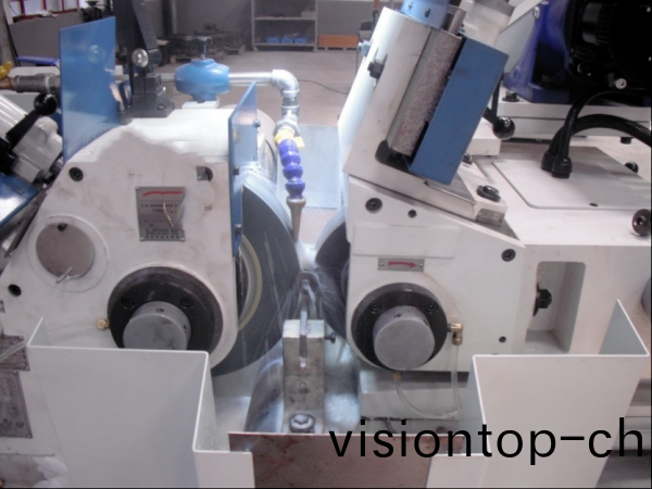 精(jing)密(mi)磨牀(chuang)加(jia)工