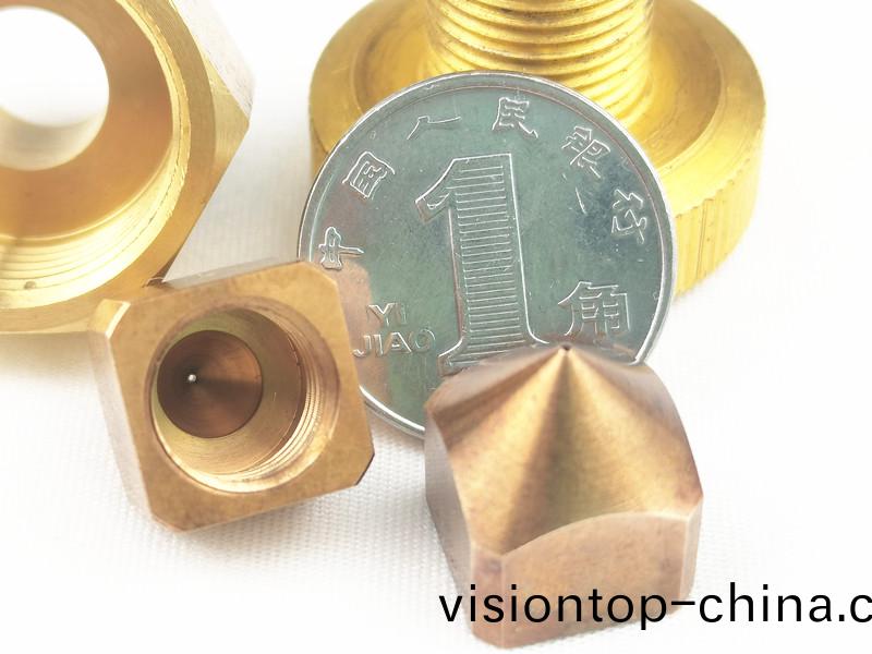 陶瓷吸嘴，鎢鋼吸嘴，定製吸嘴，得人(ren)精(jing)工定製加工吸嘴，微孔(kong)吸嘴