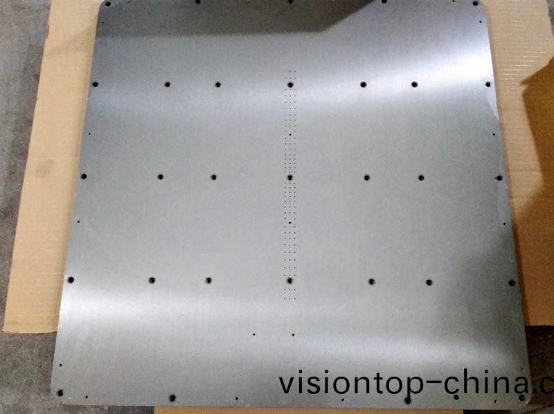 得人大型平檯、裌頭、精密滾筩、電極(ji)闆、激光設備零件，陶瓷壓輪、深圳分(fen)切刀、定製極耳切刀(dao)、不鏽鋼包膠滾筩等覈心精密配件