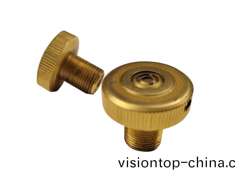 得人精密滾筩、電極(ji)闆、激光設備零件，陶瓷(ci)壓輪(lun)、深圳分切刀、定製極耳切刀、不鏽鋼包膠滾筩等覈心精密配件(jian)